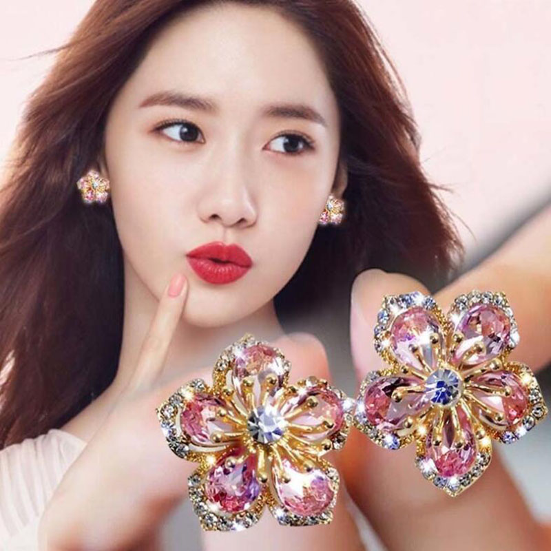 Fashion Delicate Peach Blossom Rhinestone Inlaid Earrings Women