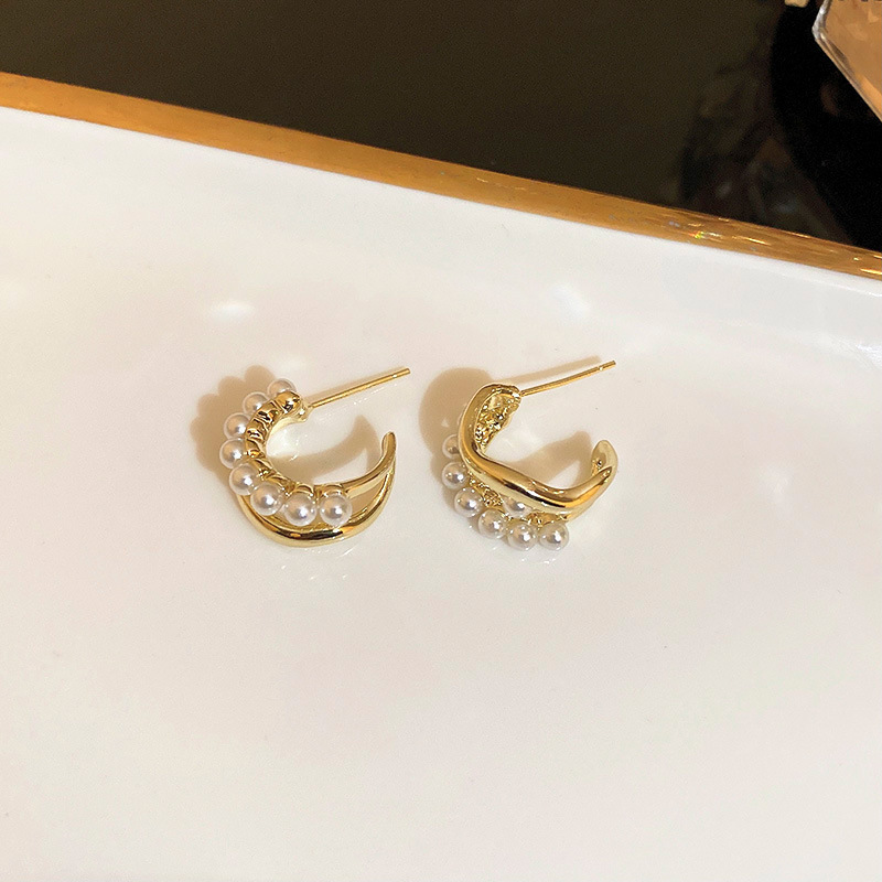 Fashion Alloy Geometric Earrings Banquet Electroplating Pearl Hoop Earrings As Picture