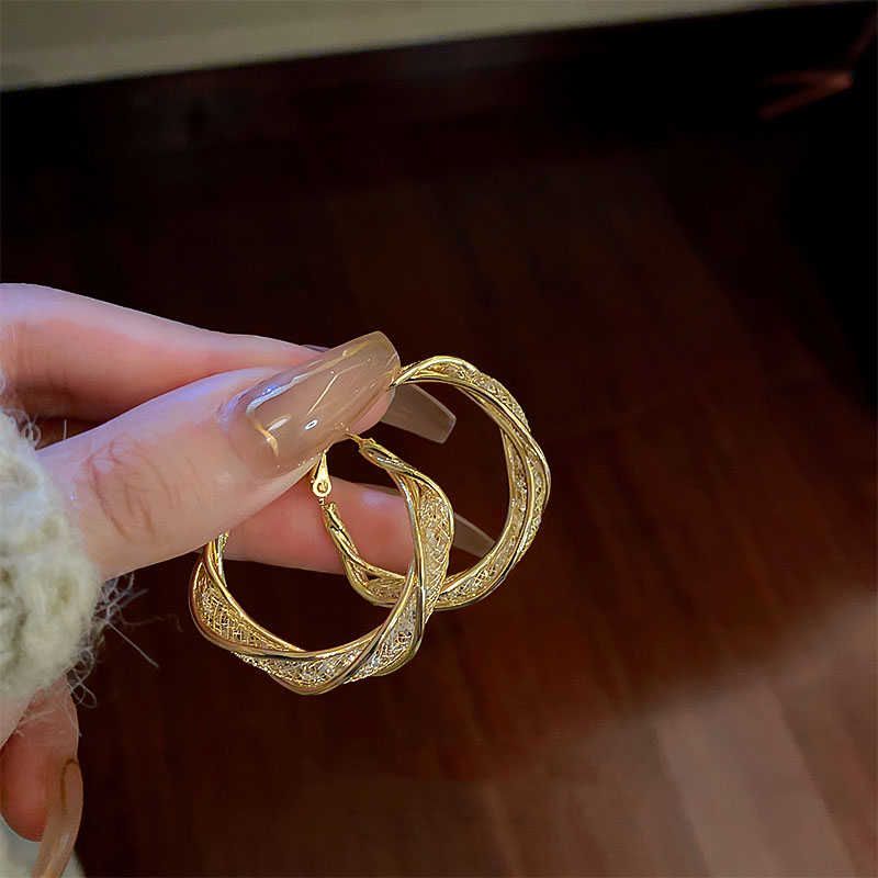 Fashion Copper Circle Earrings Shopping Electroplating Hoop Earrings As Picture