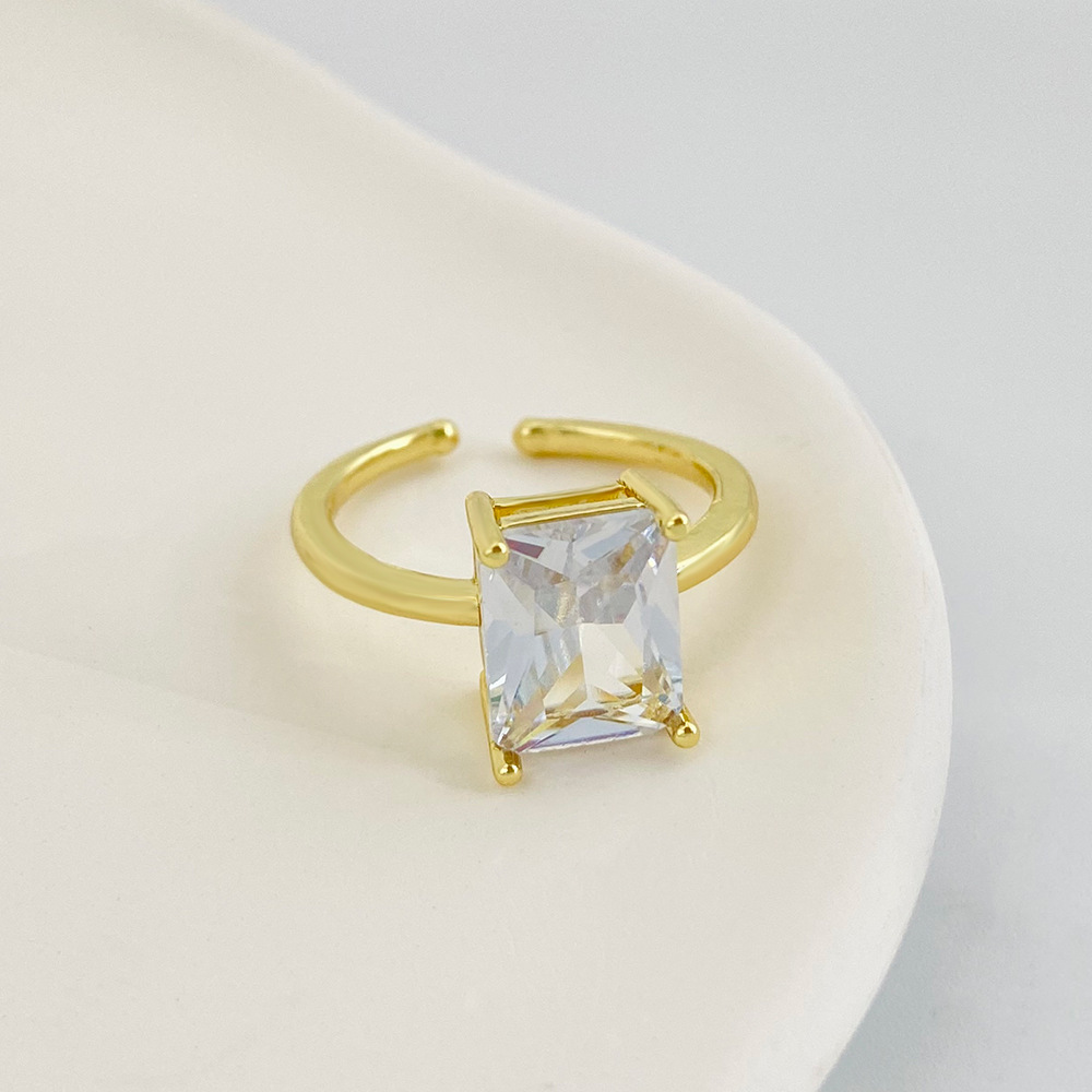 Fashion Elegant White Zircon Geometric Square Ring Women