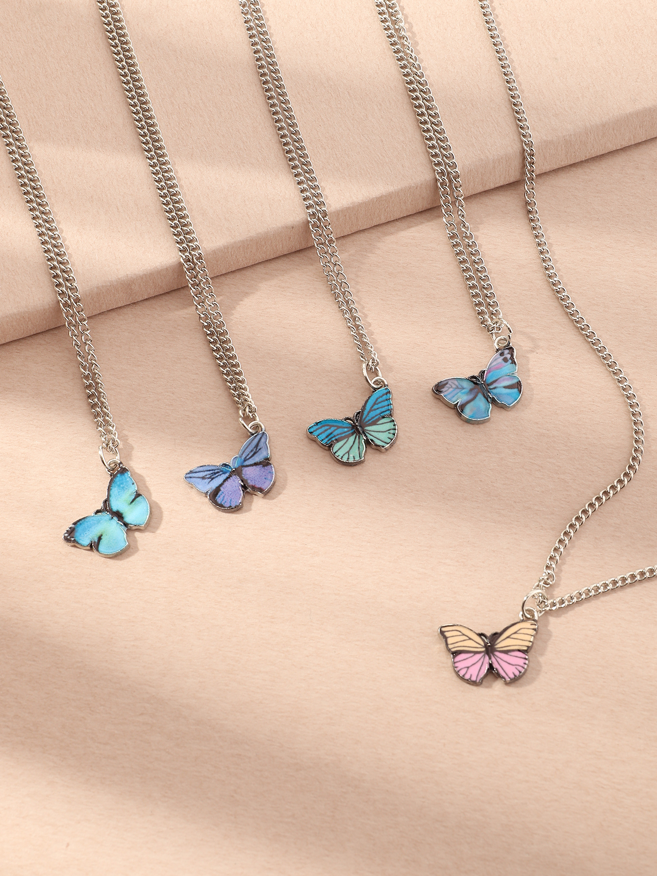 Fashion Simple Colorful Butterfly Pendant Clavicle Chain Necklace