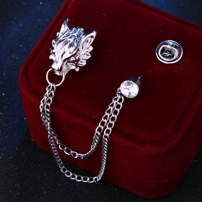 Vintage Wolf Head Animal Shape Corsage Suit Pin Brooch Chain