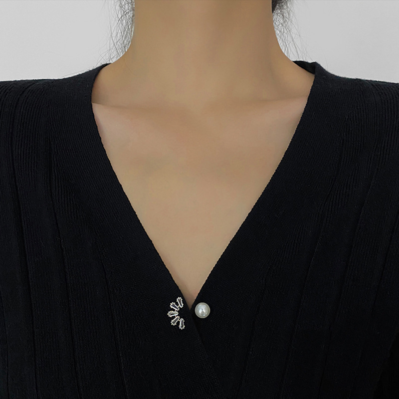 Anti-Exposure Pearl Diamond Flower Brooch Geometric Korean Real Gold Plating Design Accessories Grac