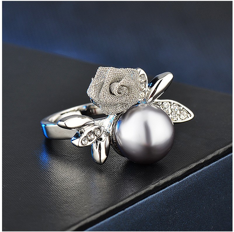 Fashion Sweet Diamond Mounted Pearl Rose Flower Alloy Ring