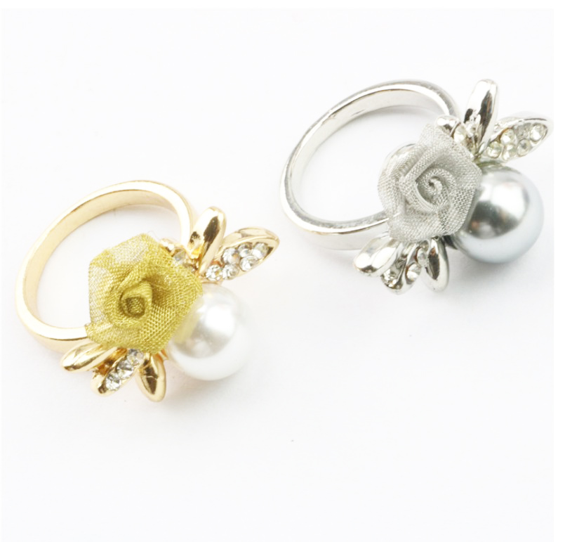 Fashion Sweet Diamond Mounted Pearl Rose Flower Alloy Ring