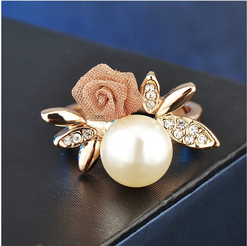 Fashion Sweet Diamond Mounted Pearl Rose Flower Alloy Ring