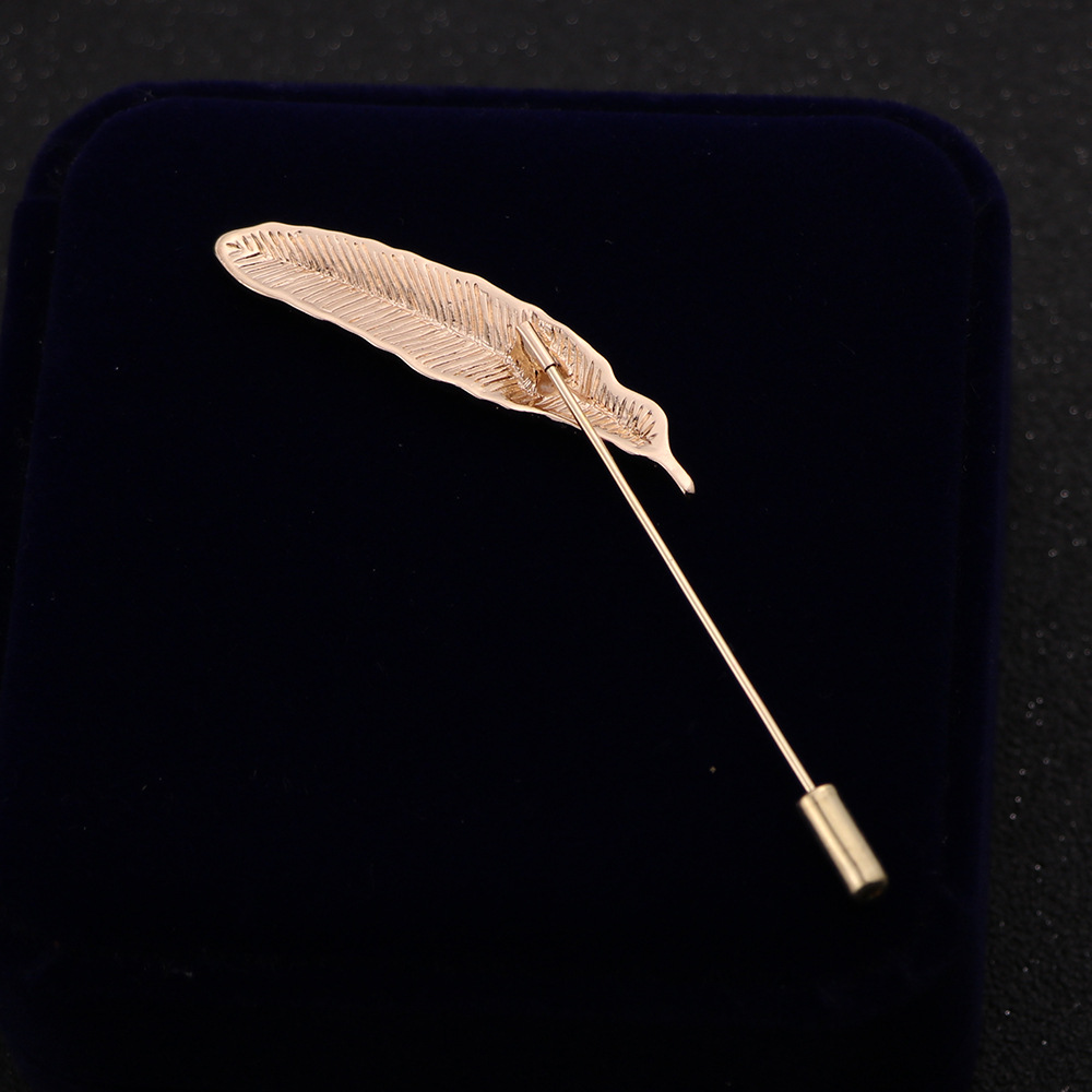 new fashion solid color Feather shape Pin Brooch