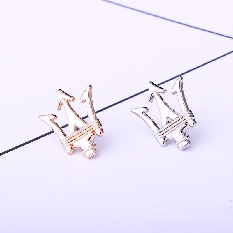 Three-Fork Five-Pointed Star V-Shaped Wheat Crown Bow Tie Pin