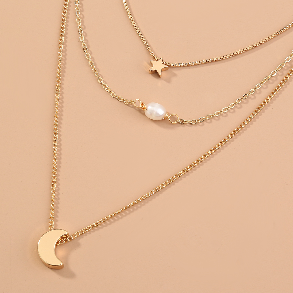 Retro Fashion Simple Female Star Moon Pearl Pendant Multi-Layer Alloy Necklace