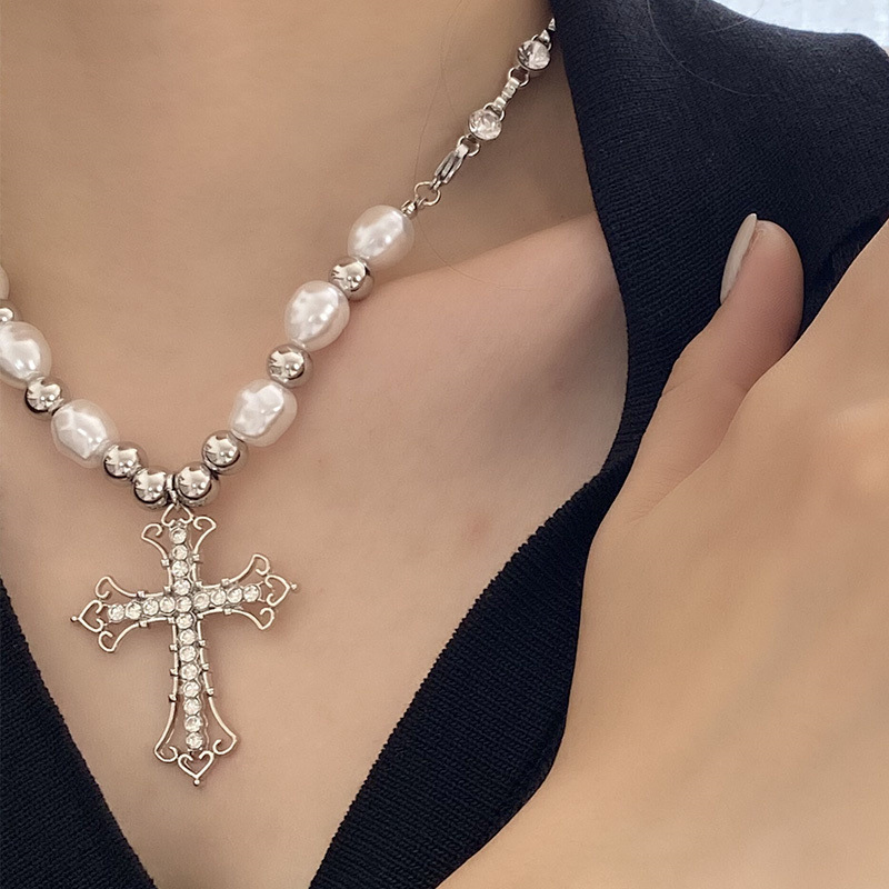 Fashion Imitation pearl Steel Aluminum-Magnesium Alloy Cross Pearl Necklace Daily 1 Piece