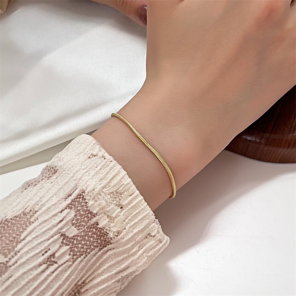Simple Style Copper Round Letter Pattern Bracelet Daily Unset