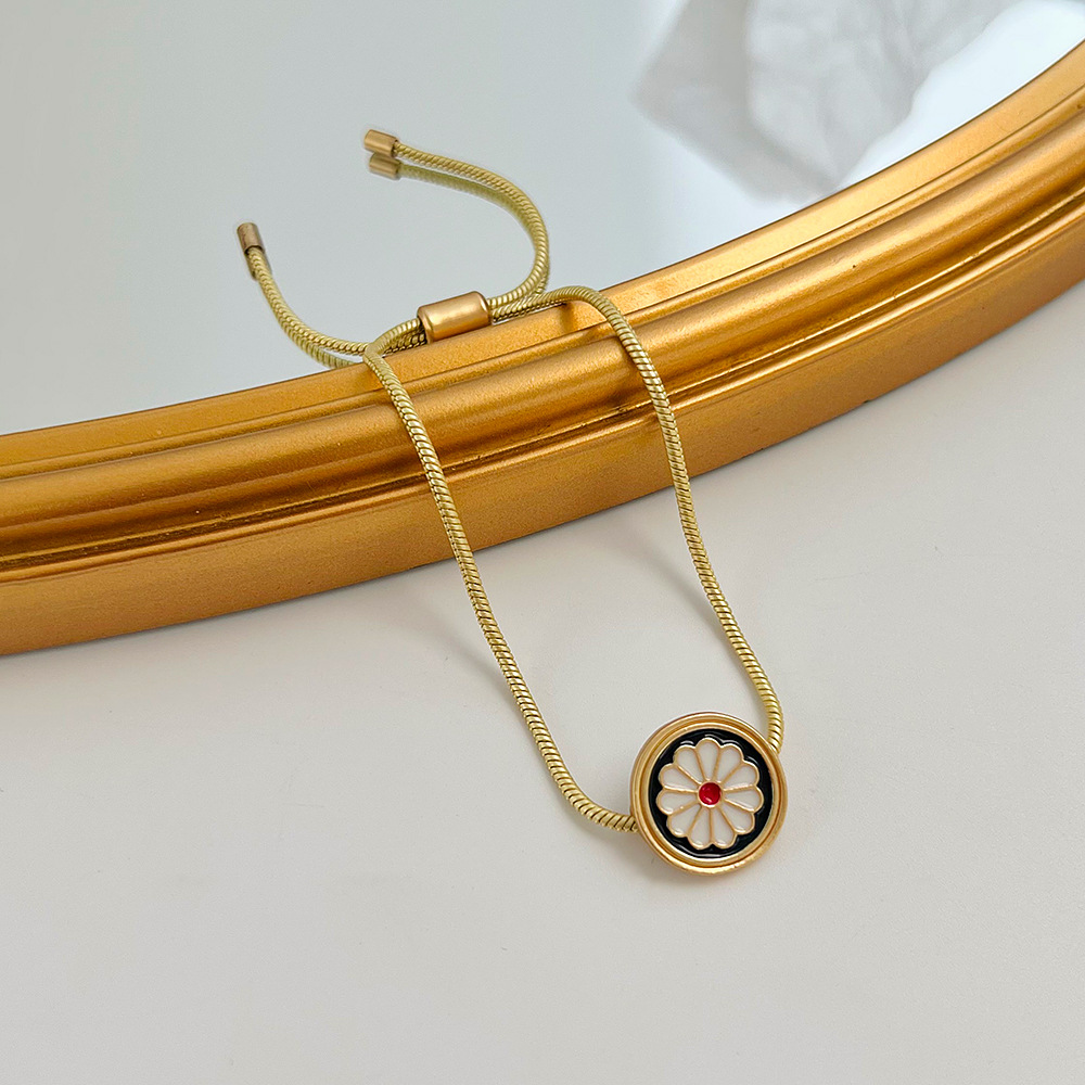 Simple Style Copper Round Letter Pattern Bracelet Daily Unset