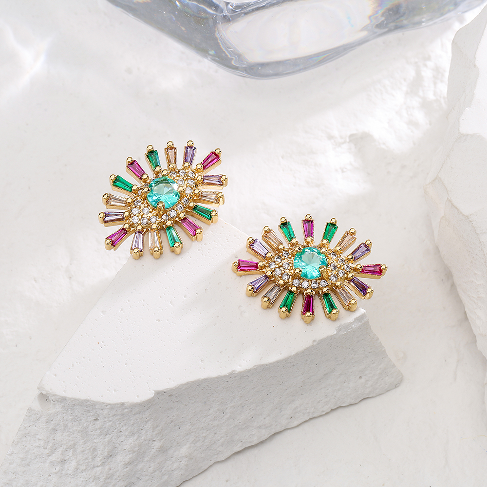 Fashion Eye Copper Inlaid zircon Earrings