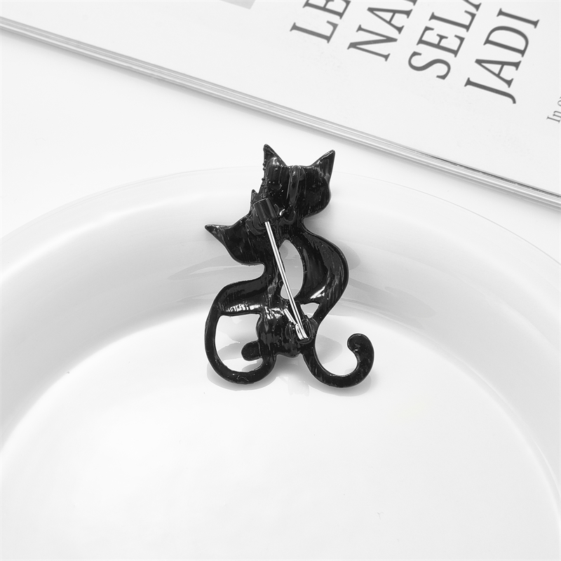 Womenu0027S Elegant Cute Retro Heart Cat Alloy Brooches Stoving Varnish Plating Artificial Rhineston
