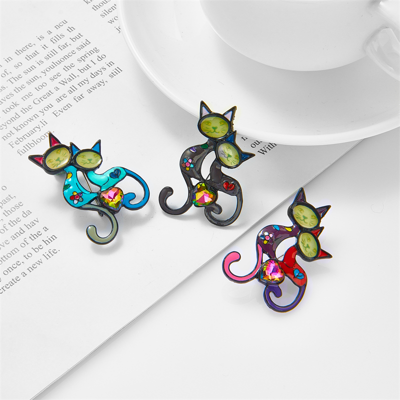Womenu0027S Elegant Cute Retro Heart Cat Alloy Brooches Stoving Varnish Plating Artificial Rhineston