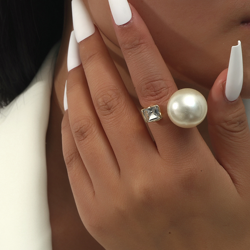 Womenu0027S Fashion Solid Color Imitation Pearl Alloy Rings Plating Rhinestone Rings