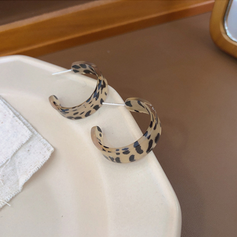 Retro Leopard Plastic Resin Earrings