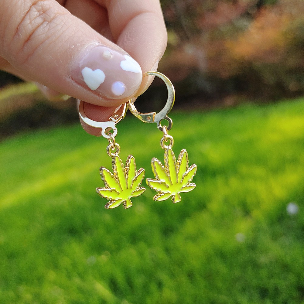 Vintage Style Maple Leaf Alloy Plating Earrings