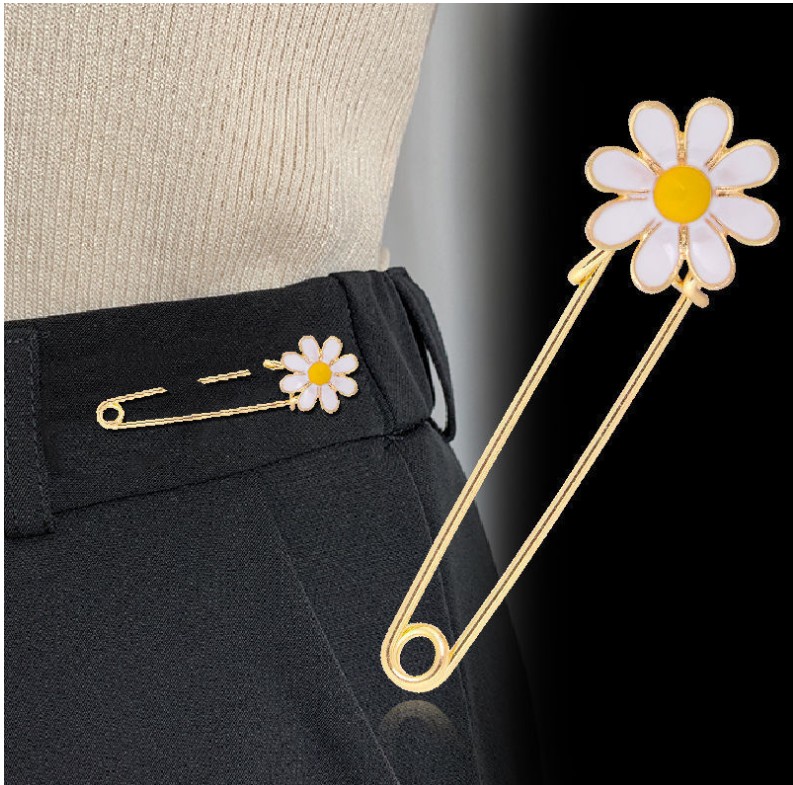 Cute Daisy Alloy Paint Brooches