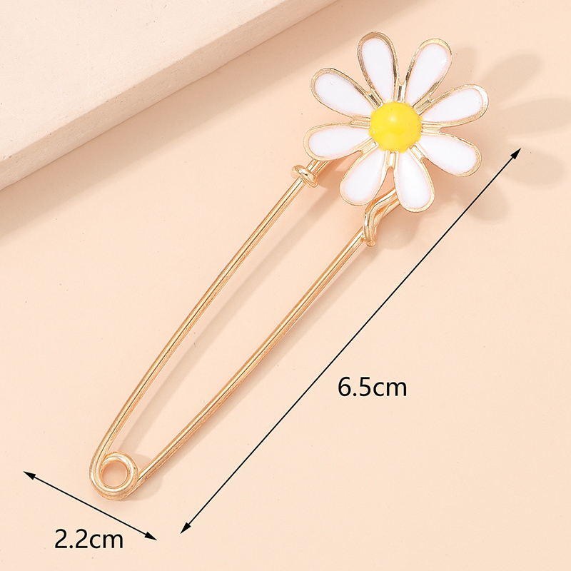 Cute Daisy Alloy Paint Brooches