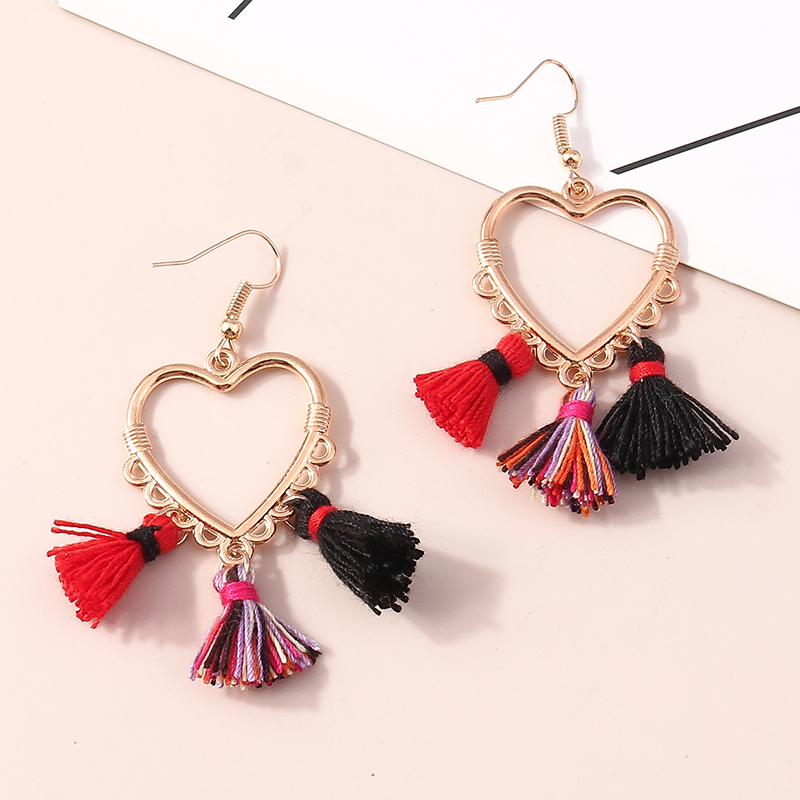 Fashion Heart Shape Alloy Tassel Earrings