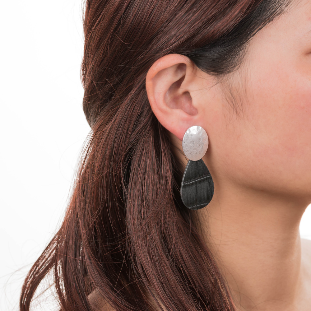 Vintage Style Water Droplets Alloy Patchwork Artificial Leather Earrings