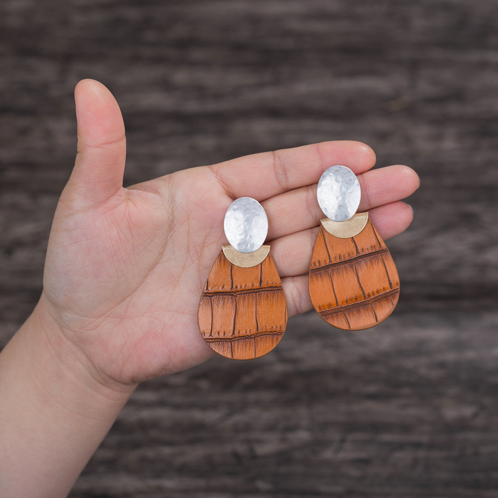 Vintage Style Water Droplets Alloy Patchwork Artificial Leather Earrings