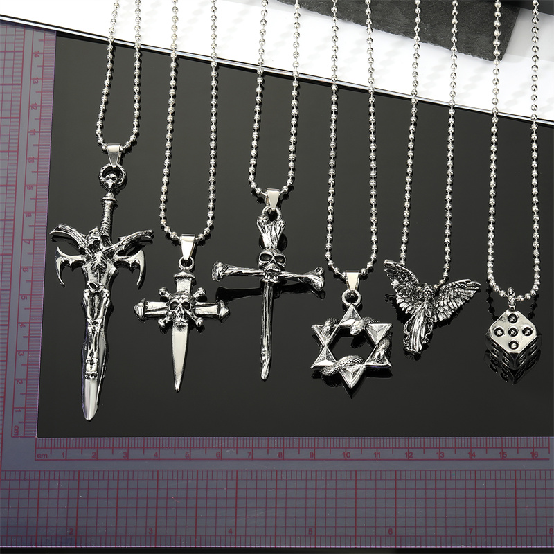 Punk Cross Dice Skull Alloy Plating Alloy Pendant Necklace 1 Piece