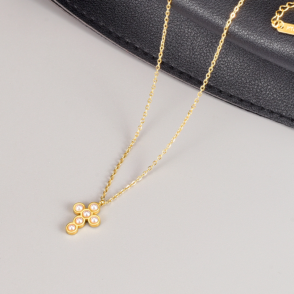 Fashion Cross Stainless Steel Pendant Necklace Inlay Artificial Pearl Stainless Steel Necklaces