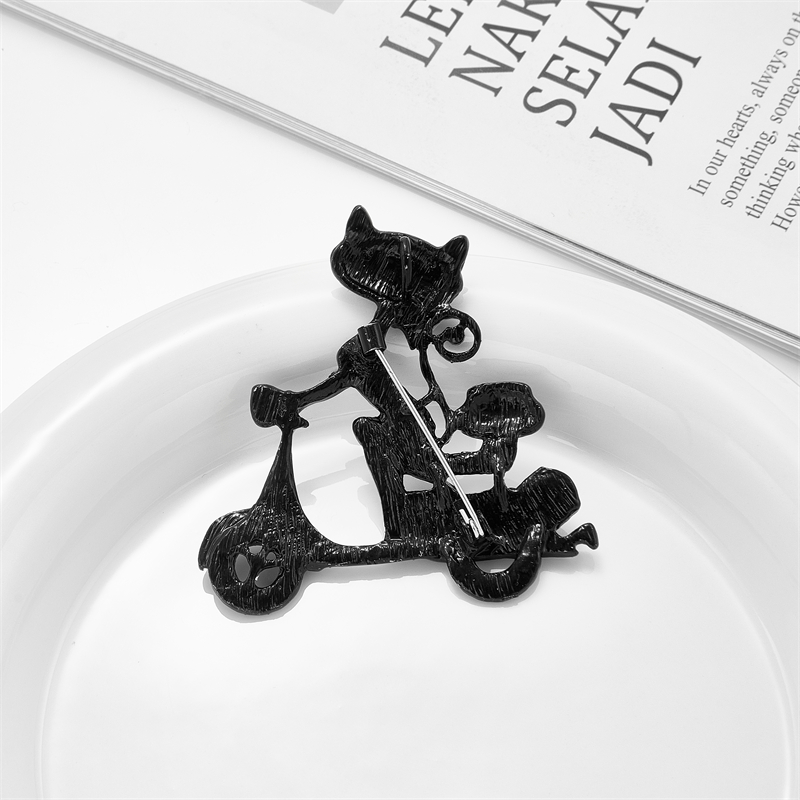 Cute Cartoon Cat Alloy Brooches