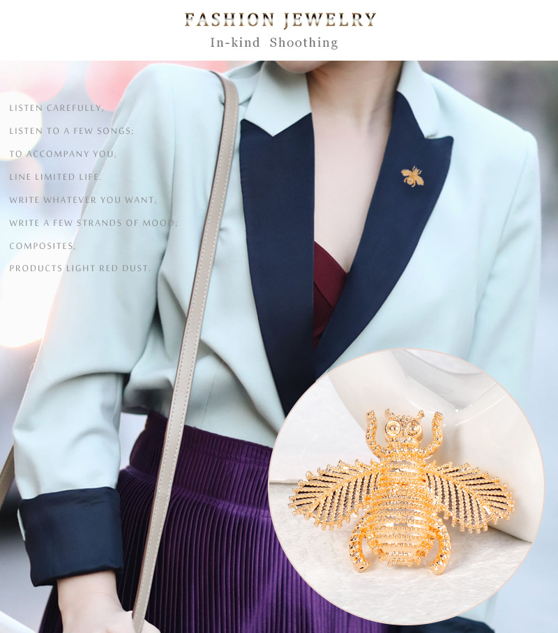 Fashion Bee Alloy Artificial Rhinestones Brooches 1 Piece