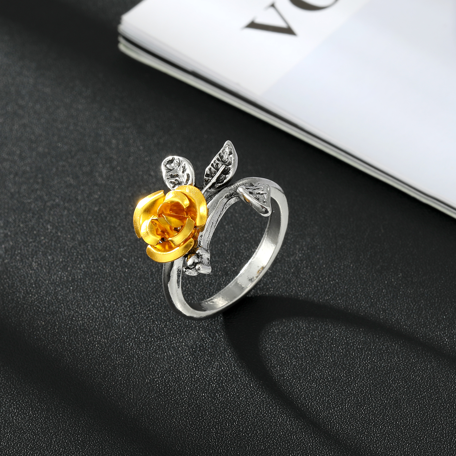 Elegant Fashion Rose Alloy Plating Resin Open Ring 1 Piece