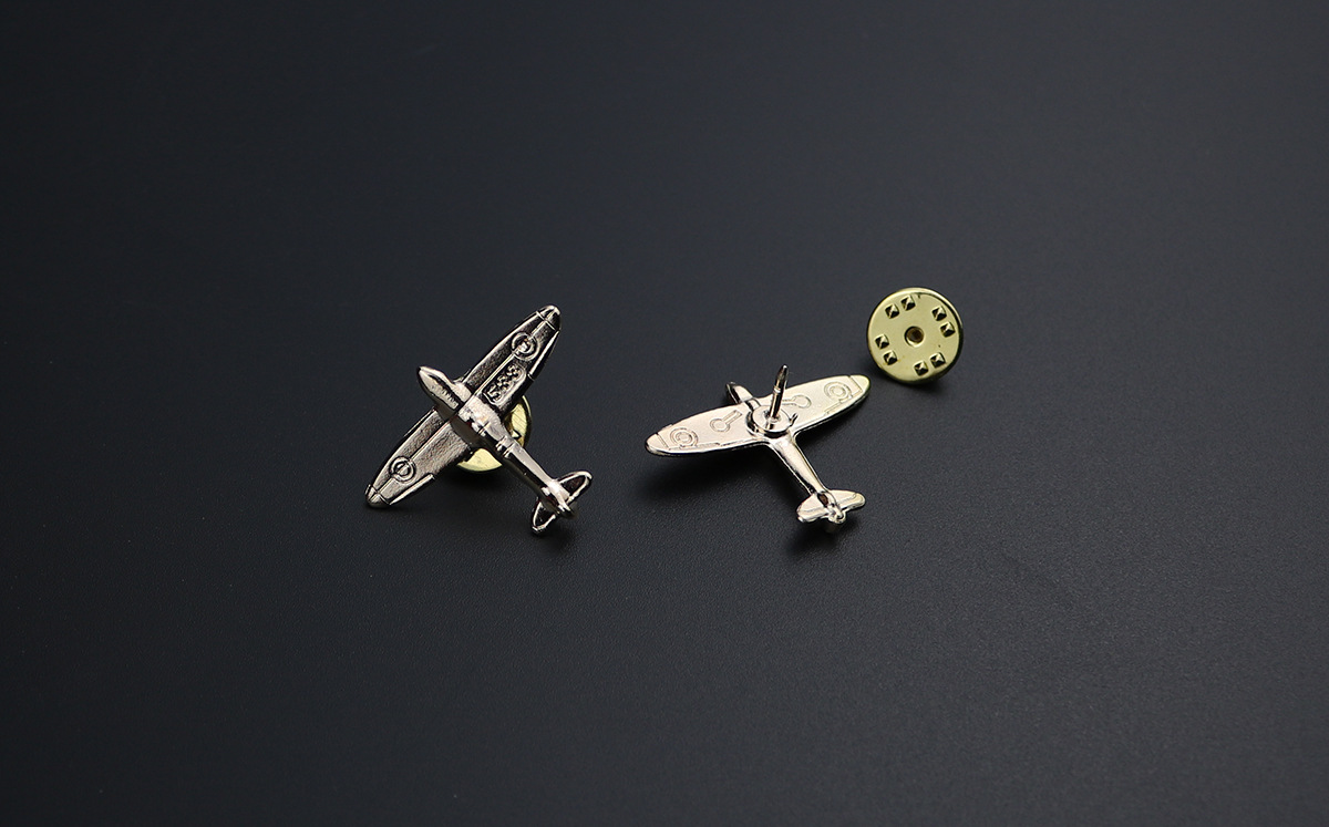 Novelty Fashion British Style Airplane Alloy Plating Brooches Collar Pin