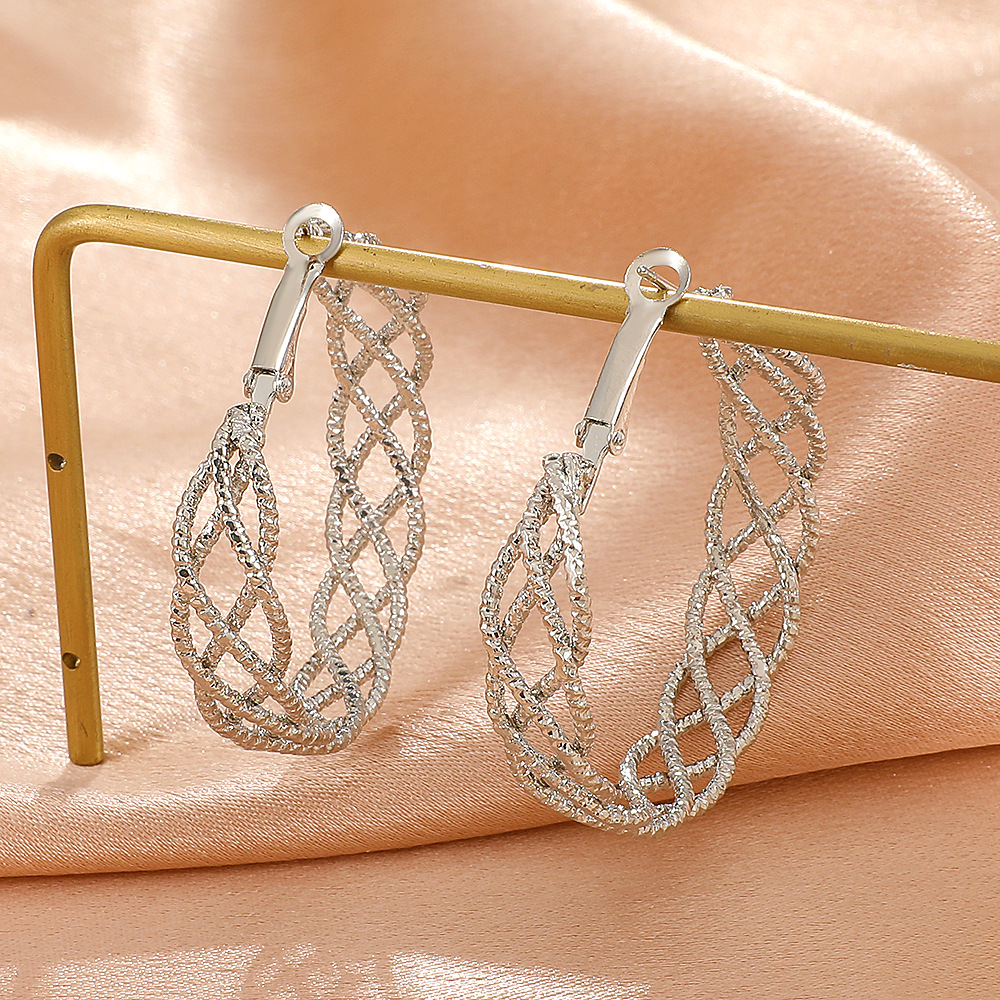 Retro Twist Alloy Plating Earrings