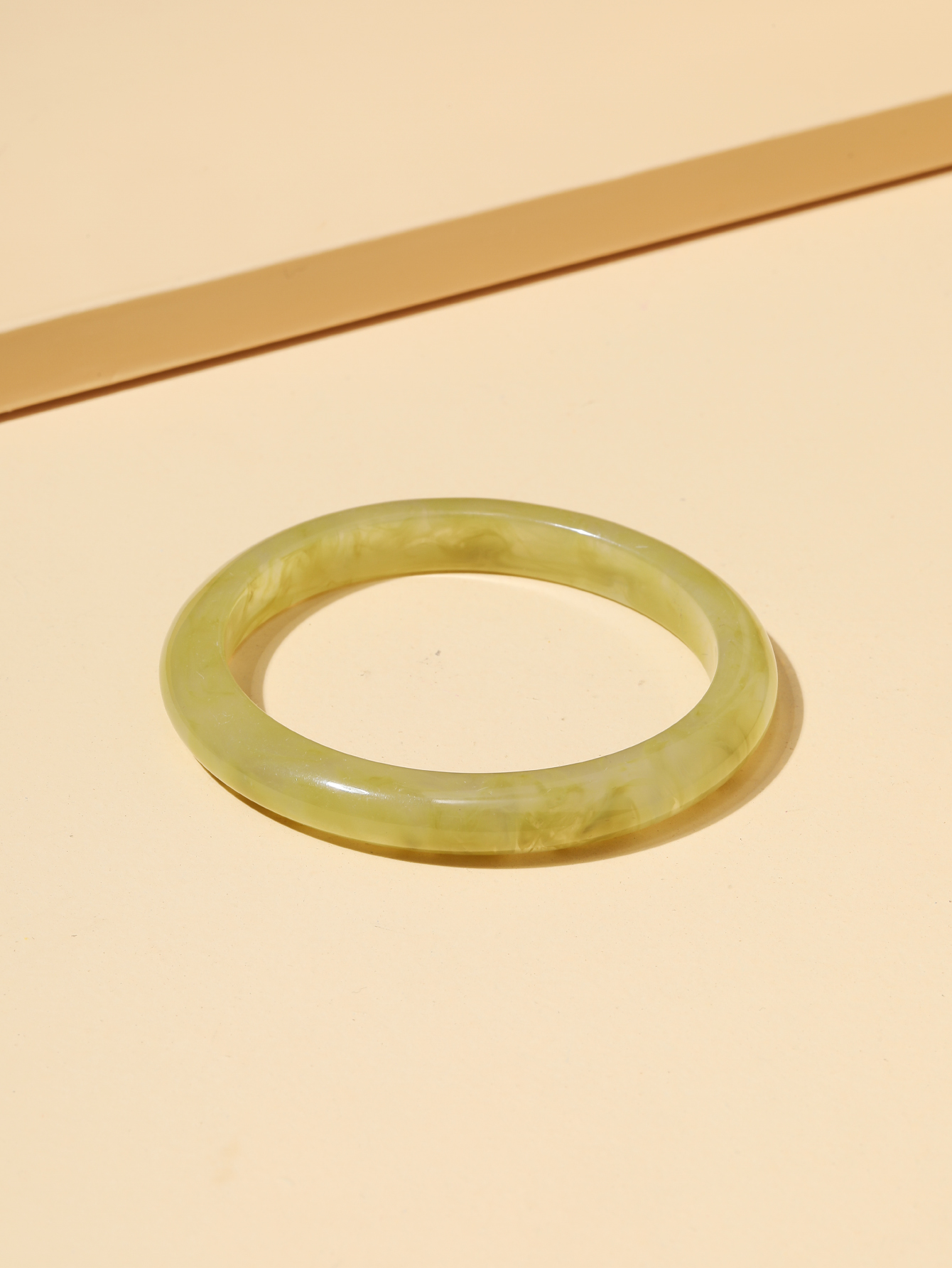 Retro Solid Color Synthetic Resin Bangle 1 Piece