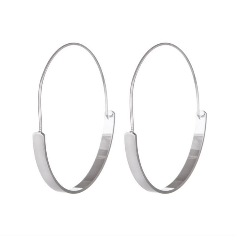 Retro Circle Metal Plating Hoop Earrings 1 Pair