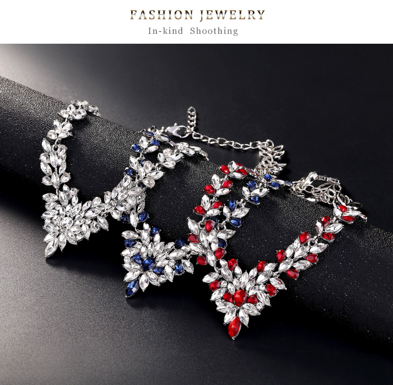 Fashion Geometric Alloy Inlay Rhinestone Glass Earrings Necklace 1 Set