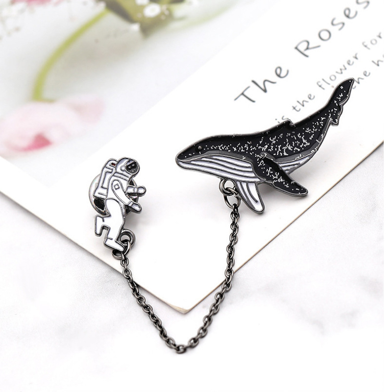 Wedding Astronaut Dolphin Alloy Metal Alloy Brooches 1 Piece