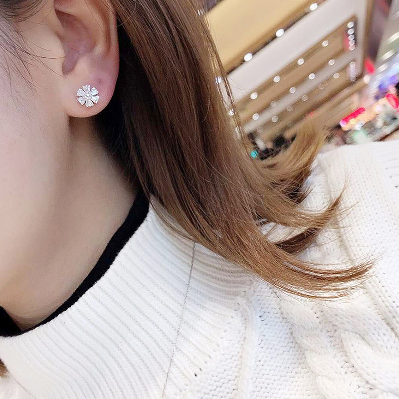 Simple Style Flower Copper Ear Studs Zircon Copper Earrings