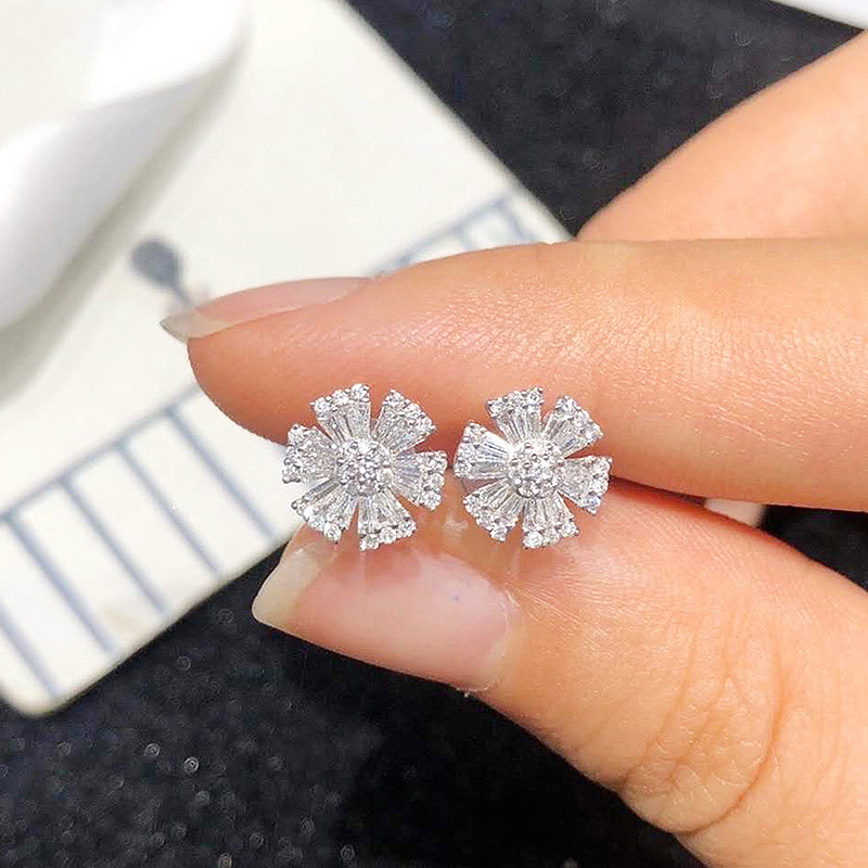 Simple Style Flower Copper Ear Studs Zircon Copper Earrings