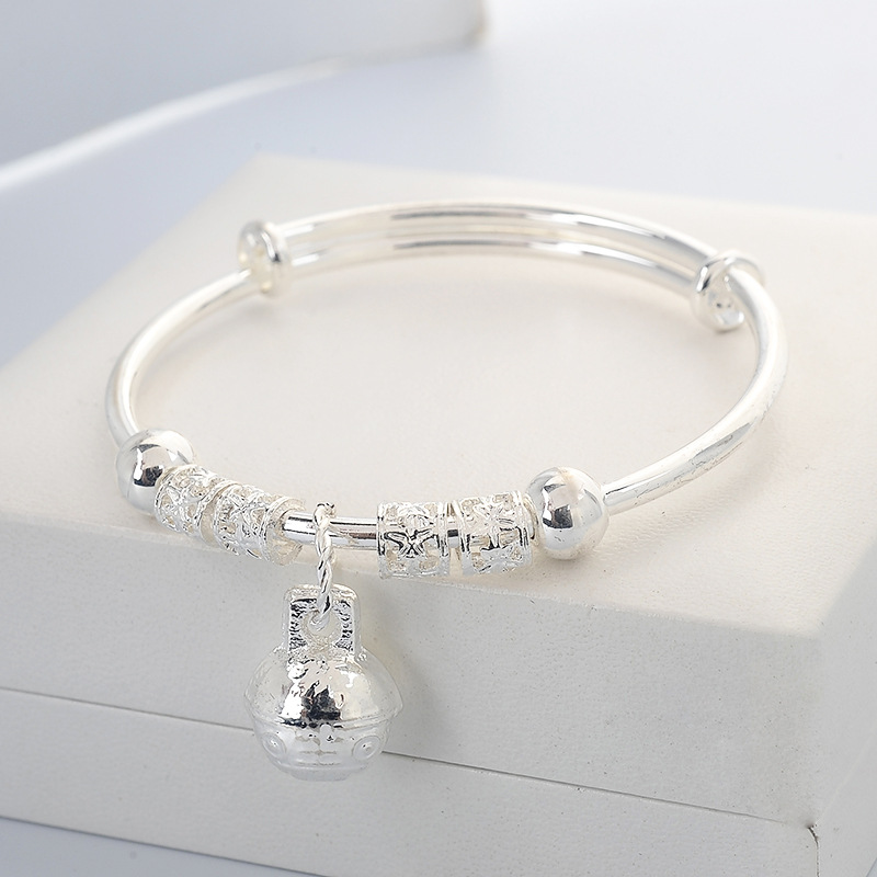 Romantic Flower Iron Plating Bangle 1 Piece