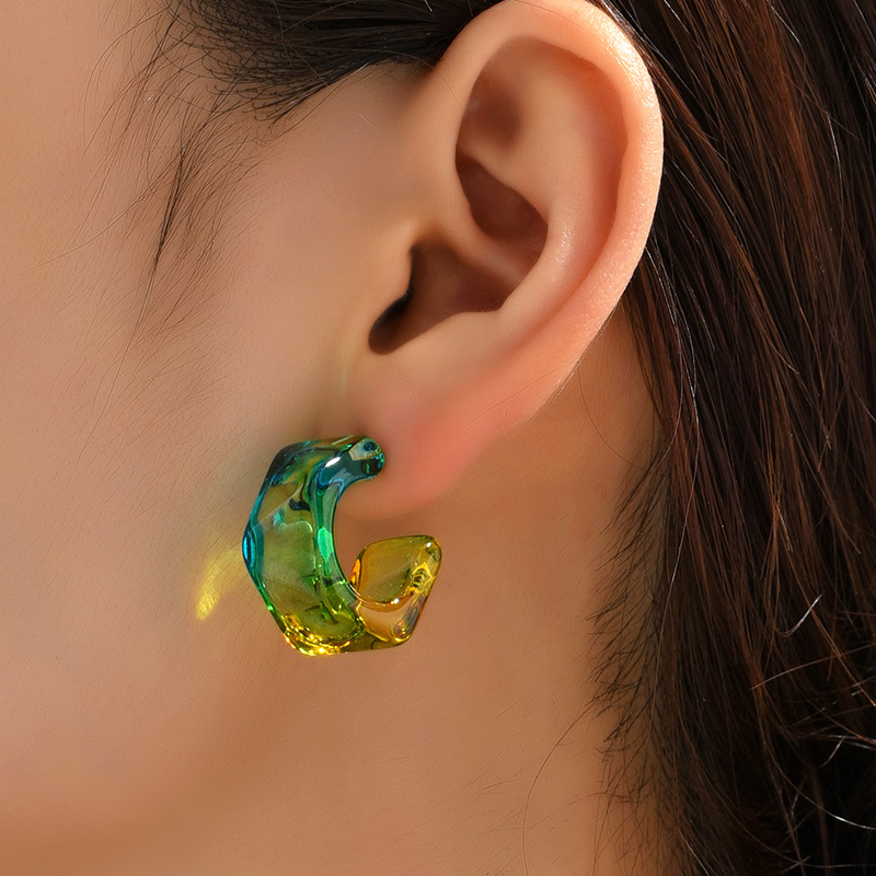 Fashion Transparent Synthetic Resin Earrings