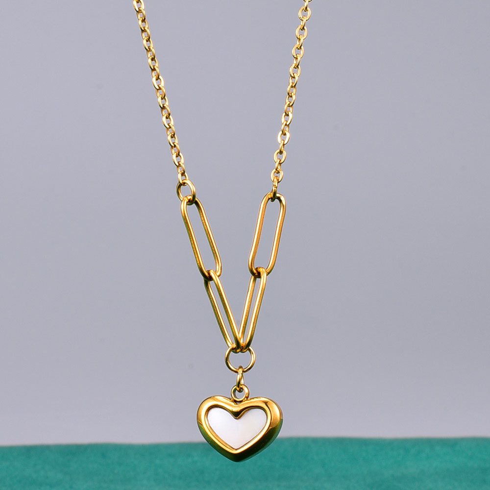 Fashion Heart Shape Titanium Steel Pendant Necklace Plating Shell Stainless Steel Necklaces