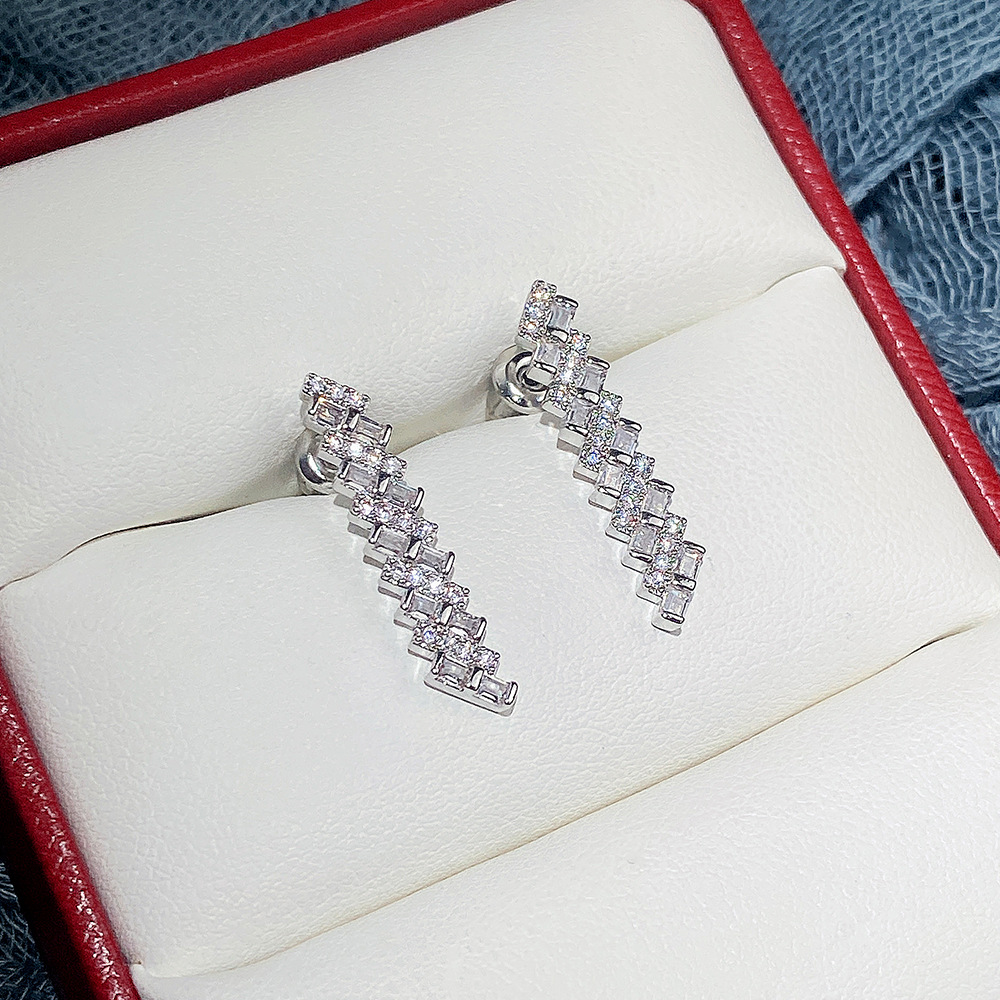 Fashion Geometric Copper Ear Studs Zircon Copper Earrings 1 Pair