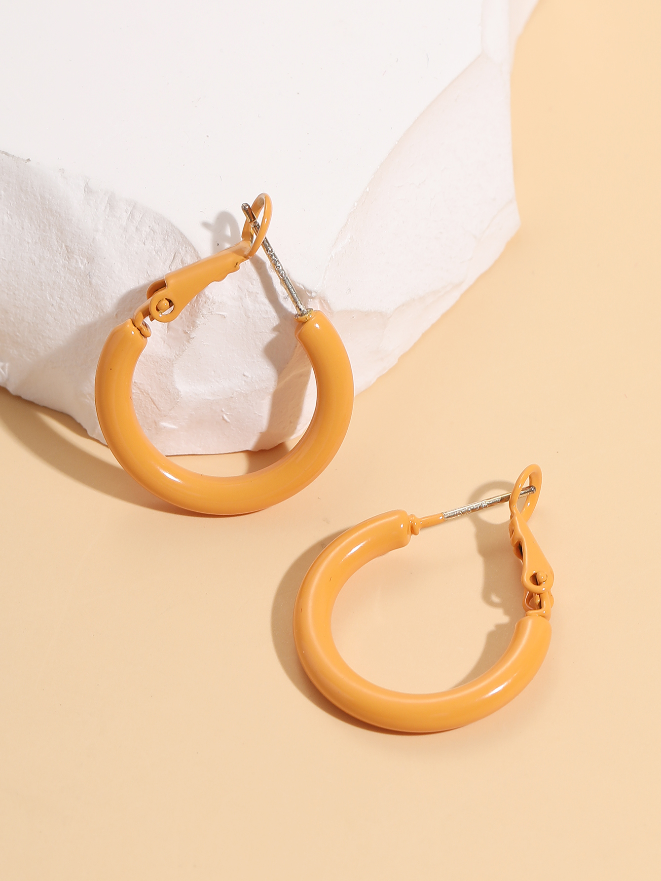 Fashion Round Alloy Hoop Earrings