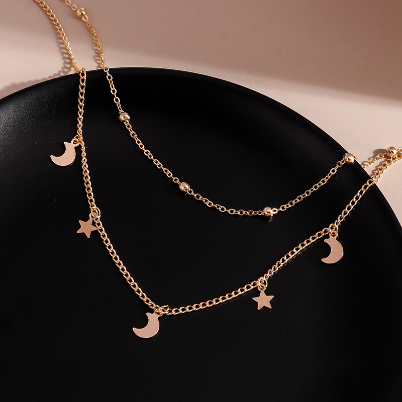 Simple Style Star Moon Alloy Layered Pendant Necklace 1 Piece