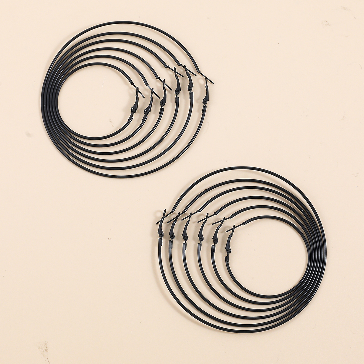 Modern Style Geometric Alloy Earrings 1 Pair