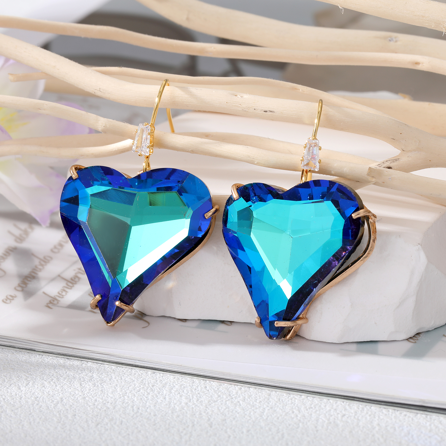 Fashion Heart Shape Alloy Crystal Drop Earrings 1 Piece