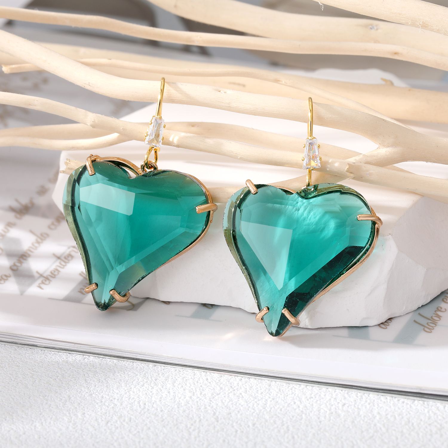 Fashion Heart Shape Alloy Crystal Drop Earrings 1 Piece