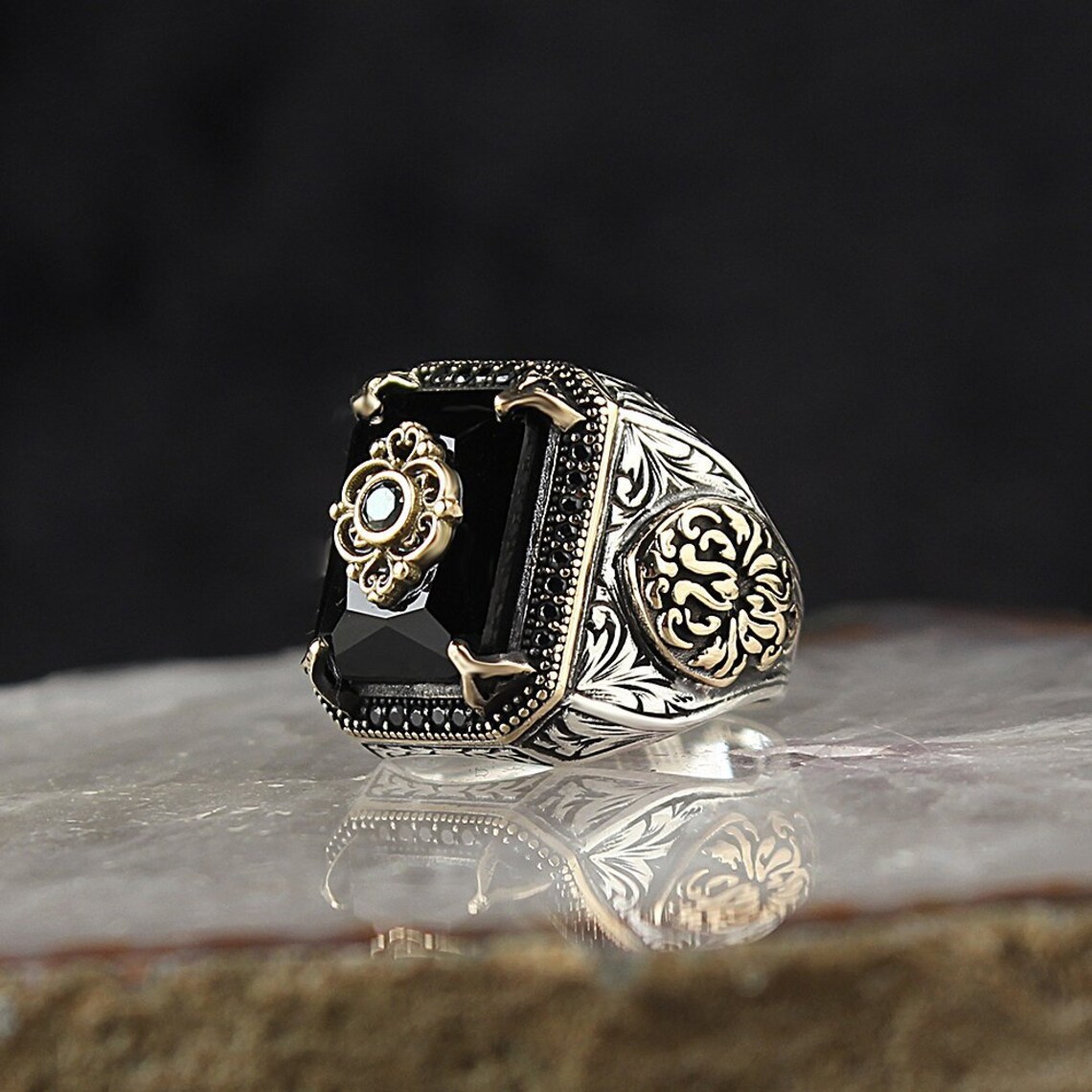 Baroque Style Geometric Alloy Inlay Artificial Gemstones Artificial Diamond Rings 1 Piece